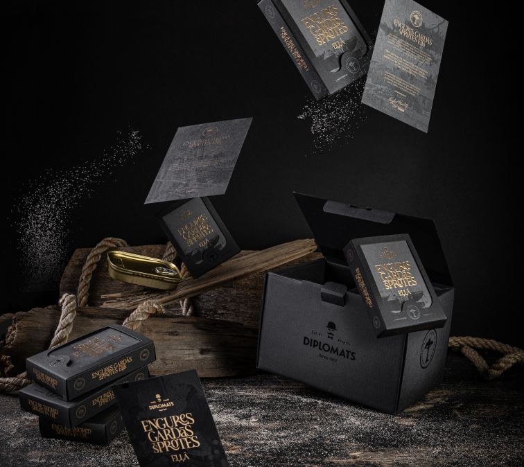 A story of Engure in a can